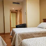 Reina Isabel Szálloda 5*