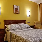 Reina Isabel 5*