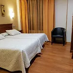 Szálloda Reina Isabel Medina del Campo