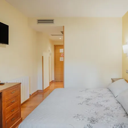 מלון Reina Isabel