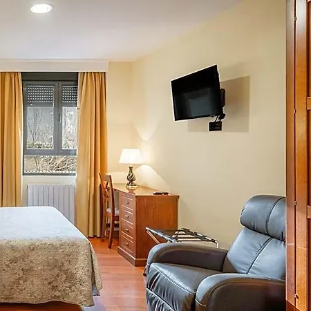 Reina Isabel Hotel Medina del Campo