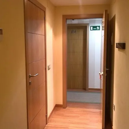 Reina Isabel 5* מדינה דל קמפו