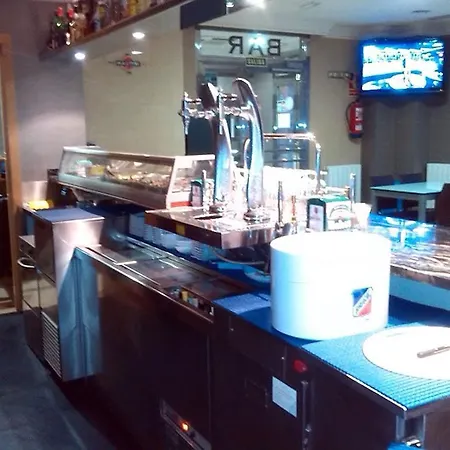 Hotel Reina Isabel 5*