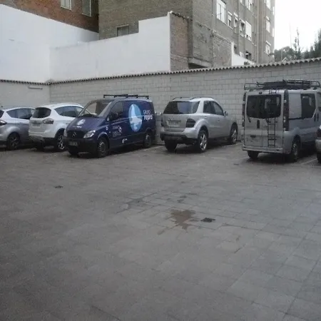 Hotel Reina Isabel 5*